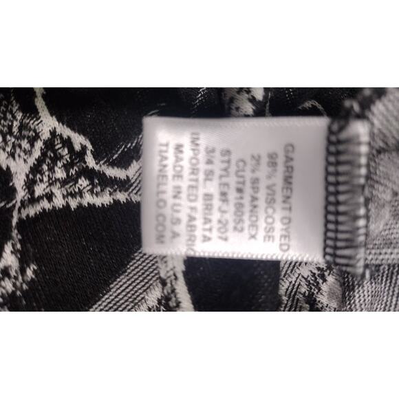 Tianello 3/4 Sleeve Tunic with Snakebite Hem, Black/White, Size L - Picture 4 of 5